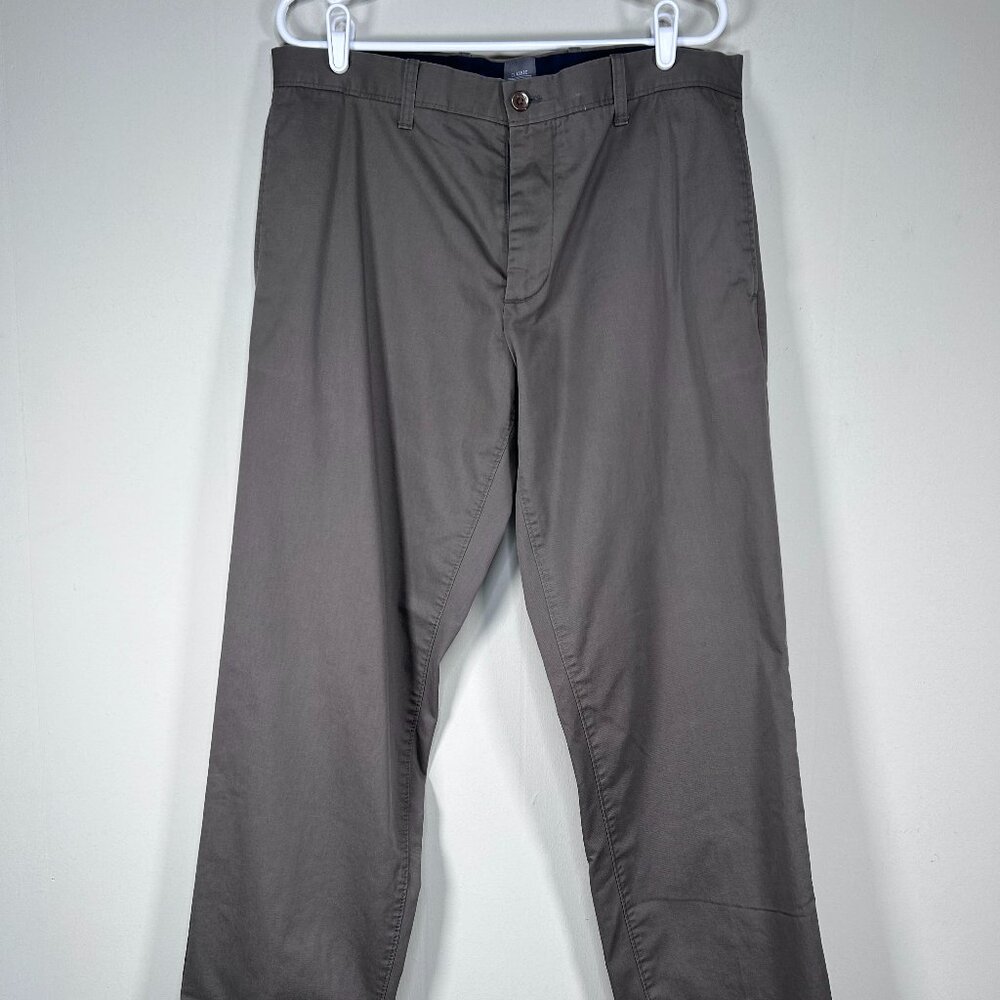Gap Classic Khaki Pants Men's 36 x 32 Mid Rise Straight Fit Gray Casual